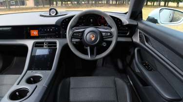 Used Porsche Taycan - dash